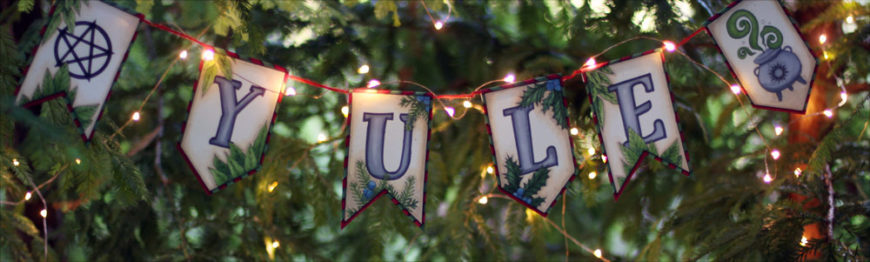 Yule Decorations Papercraft Banner